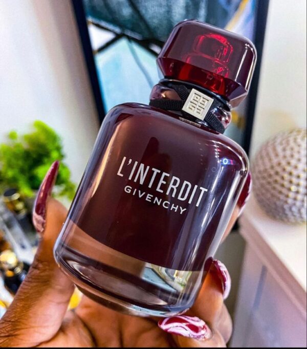 ⁦l'interdite rouge Givenchy testeur original⁩ - الصورة ⁦6⁩